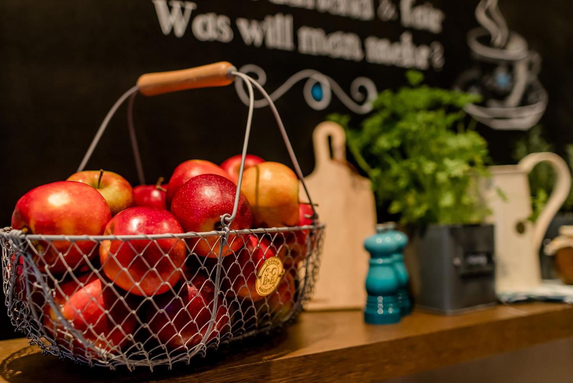 Motel One คาร์ลสรูเฮอ ภายนอก รูปภาพ